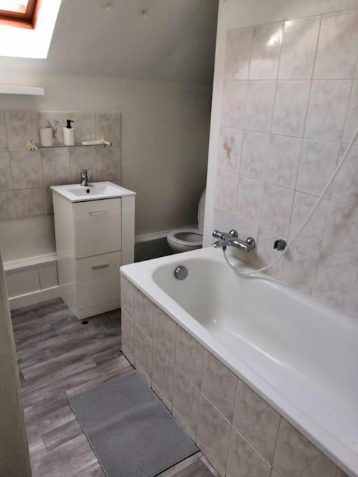 Appartement Saint Thierry Reims Exterior foto